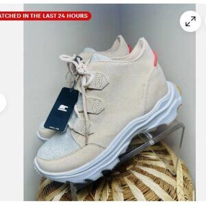 New SOREL WOMEN'S KINETIC™ BREAKTHRU CARIBOU SNEAKER BOOT size 9.5